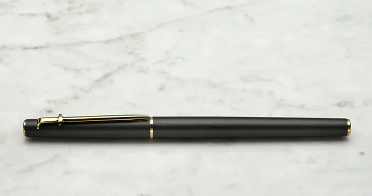 aran d'Ache Madison töltőtoll zártan