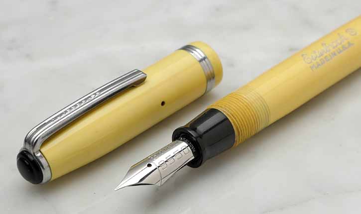 Esterbrook Nurse yellow fountain pen