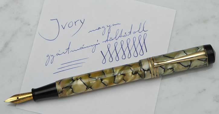 Ivory magyar toll írásképe