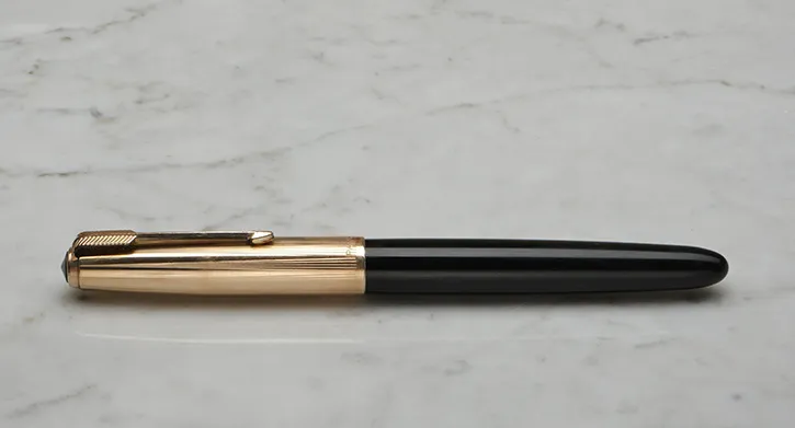 Parker 51 zártan
