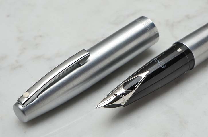 Sheaffer Imperial tollhegy és kupak